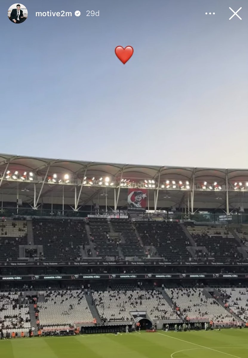 kartlnasaletijk's tweet photo. 🦅 Müzisyen Tolga Can Serbes’in (Motive) Tüpraş Stadyumu’ndan paylaşımı. https://t.co/tRcQ1F3PtN