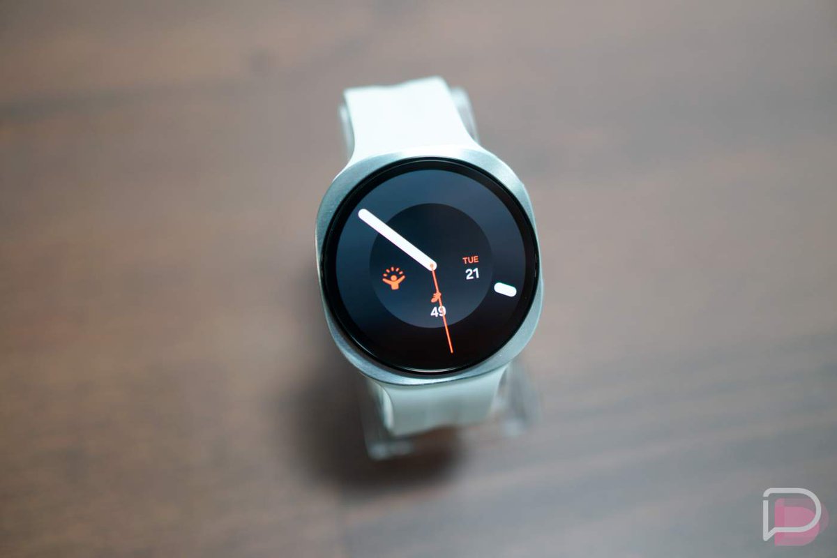 droid_life's tweet photo. Getting Samsung's new Galaxy Watch 9 for $129 seems like an incredible deal.

https://t.co/pxoHLhiaFV https://t.co/2O2ASnAMik