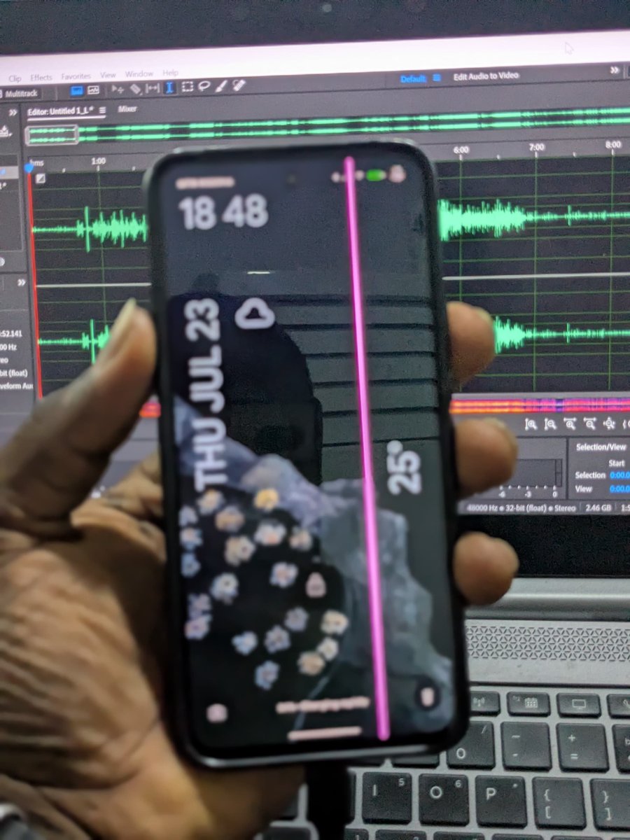 Successbiodun's tweet photo. @zapier Hello @madebygoogle my pixel 8 screen issues still remain same, what are you guys doing about this straight line on the screen.

I await for your action.
Thank you. https://t.co/FFuxNGsjVb