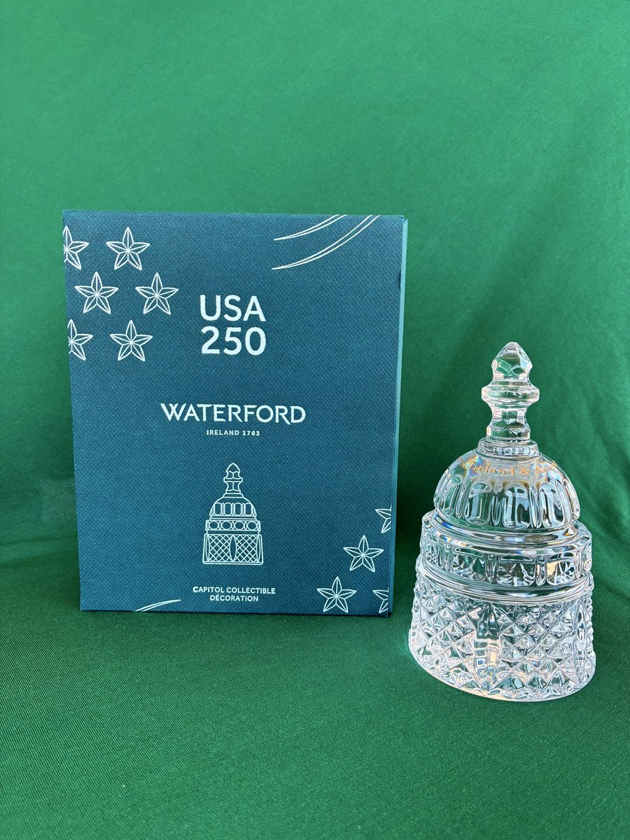 IrelandAmbUSA's tweet photo. Honored to present @SpeakerPelosi with a replica of the #USCapitol, crafted by Ireland’s own @WaterfordCrystl, in recognition of her indispensable contributions to the US and Ireland’s 250 years of shared history. Thank you for your steadfast friendship, Speaker Emerita. https://t.co/ouJigetdCk