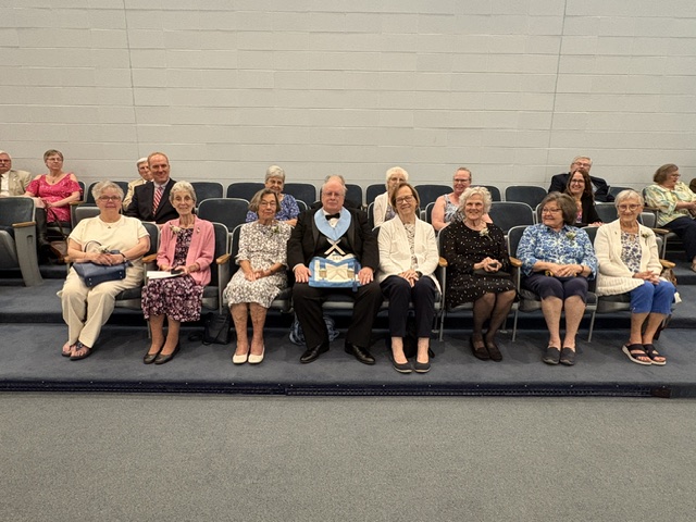 pagrandlodge's tweet photo. #TBT to Reading Lodge No. 549's Masonic Widows and Ladies' Night!
Widows of #PaMasons from the lodge and 7th Masonic District received their Blue Slipper pins from the Masonic Widows Guild. After the meeting, everyone enjoyed refreshments!
https://t.co/TShiV9MZxW https://t.co/e3c5oBH2uc