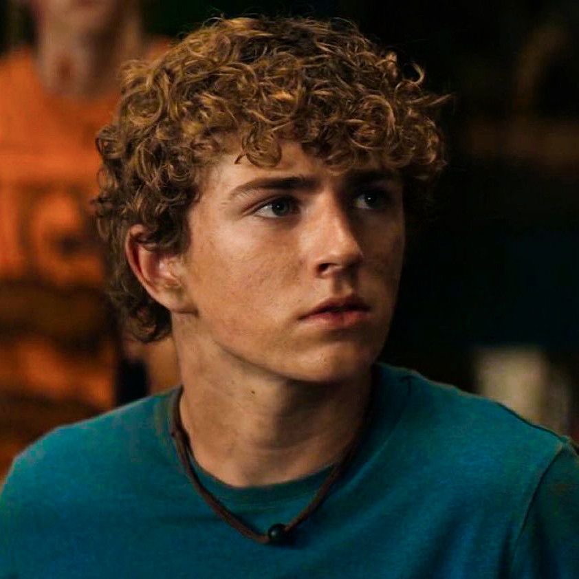 PortalWalkerBR's tweet photo. AI ESSE MENINO! Walker foi perguntado que característica ele tem e acha que o Percy deve ter também.

“um tanquinho” https://t.co/7pdUHZB2kQ