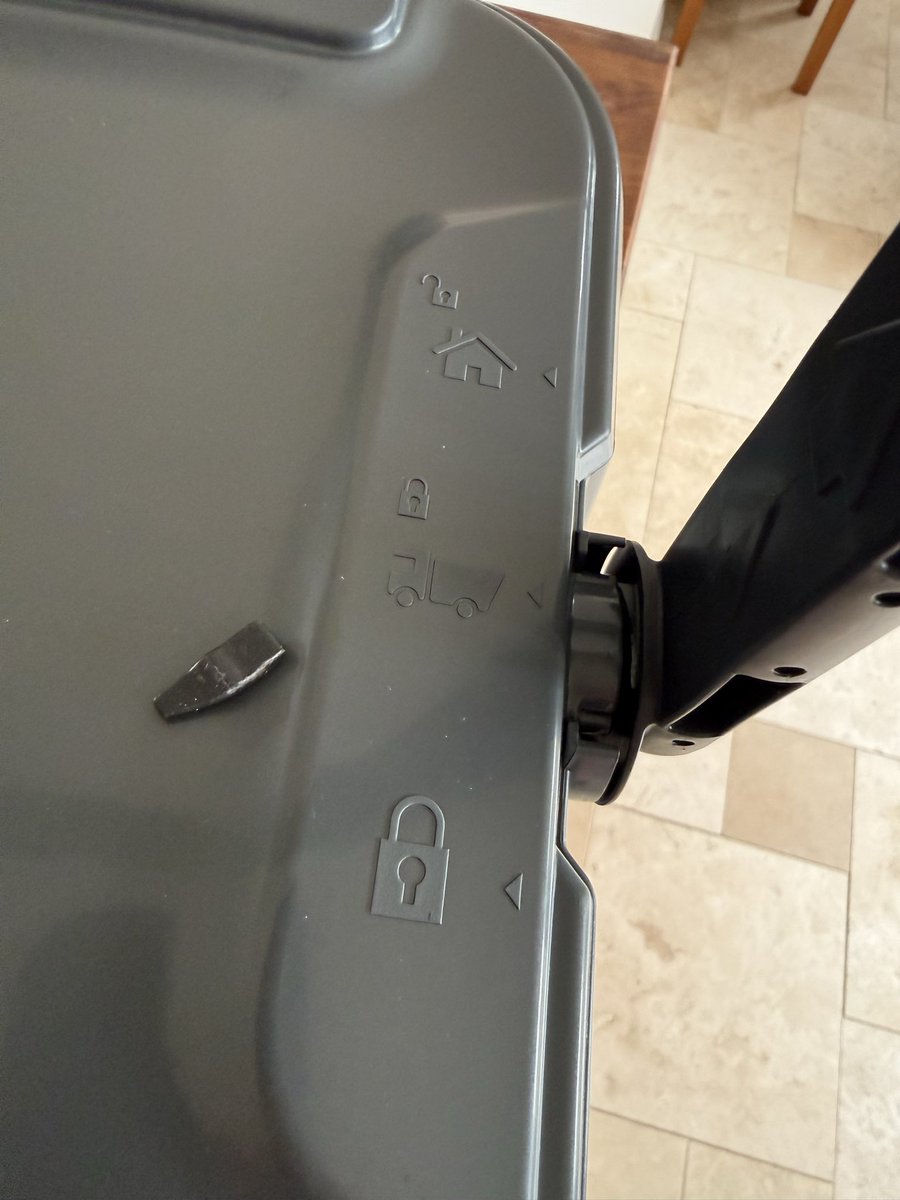 dinstertime's tweet photo. @FenlandCouncil Flimsy piece of kit! A piece of plastic snapped off the locking mechanism after opening it for the first time. May as well put the brand new bin in the recycling bin! https://t.co/MRzbG6GDjS