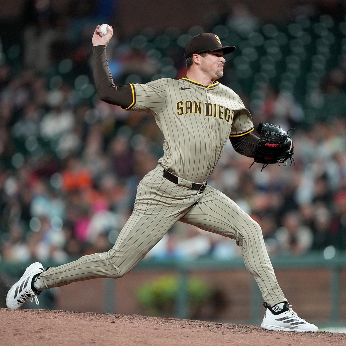 KalshiBSB's tweet photo. The Padres would have to be “blown away” to trade RHP Mason Miller, per @byrobertmurray. https://t.co/04vfQVlN3Z