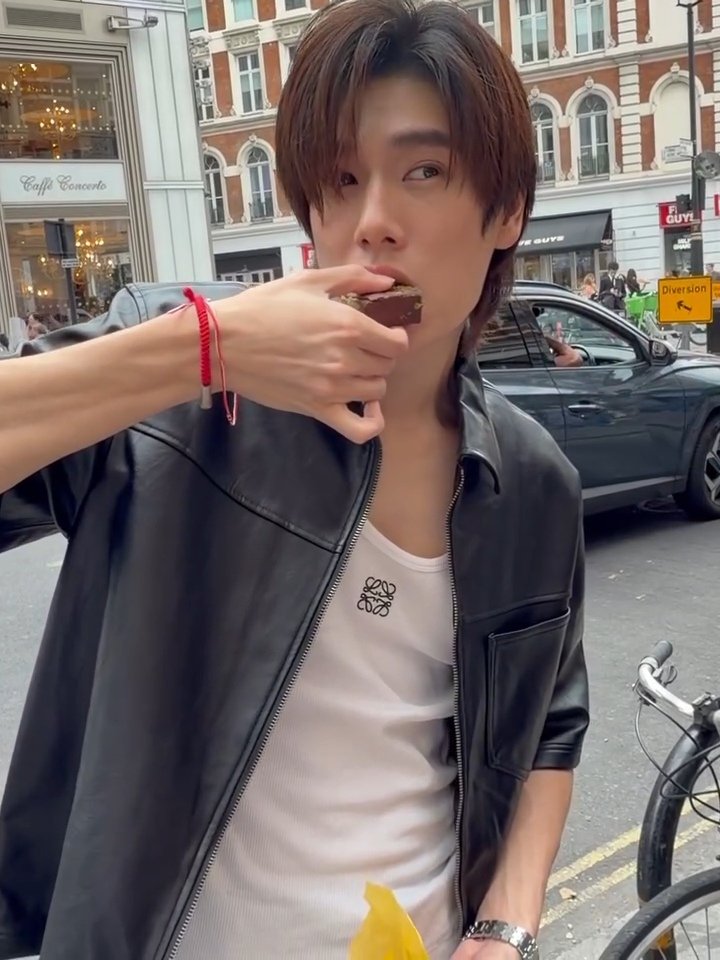ahbuuuuu_'s tweet photo. น่ารักกกกกกกกกก🥹🥹🥹 https://t.co/yGQezCXYWQ