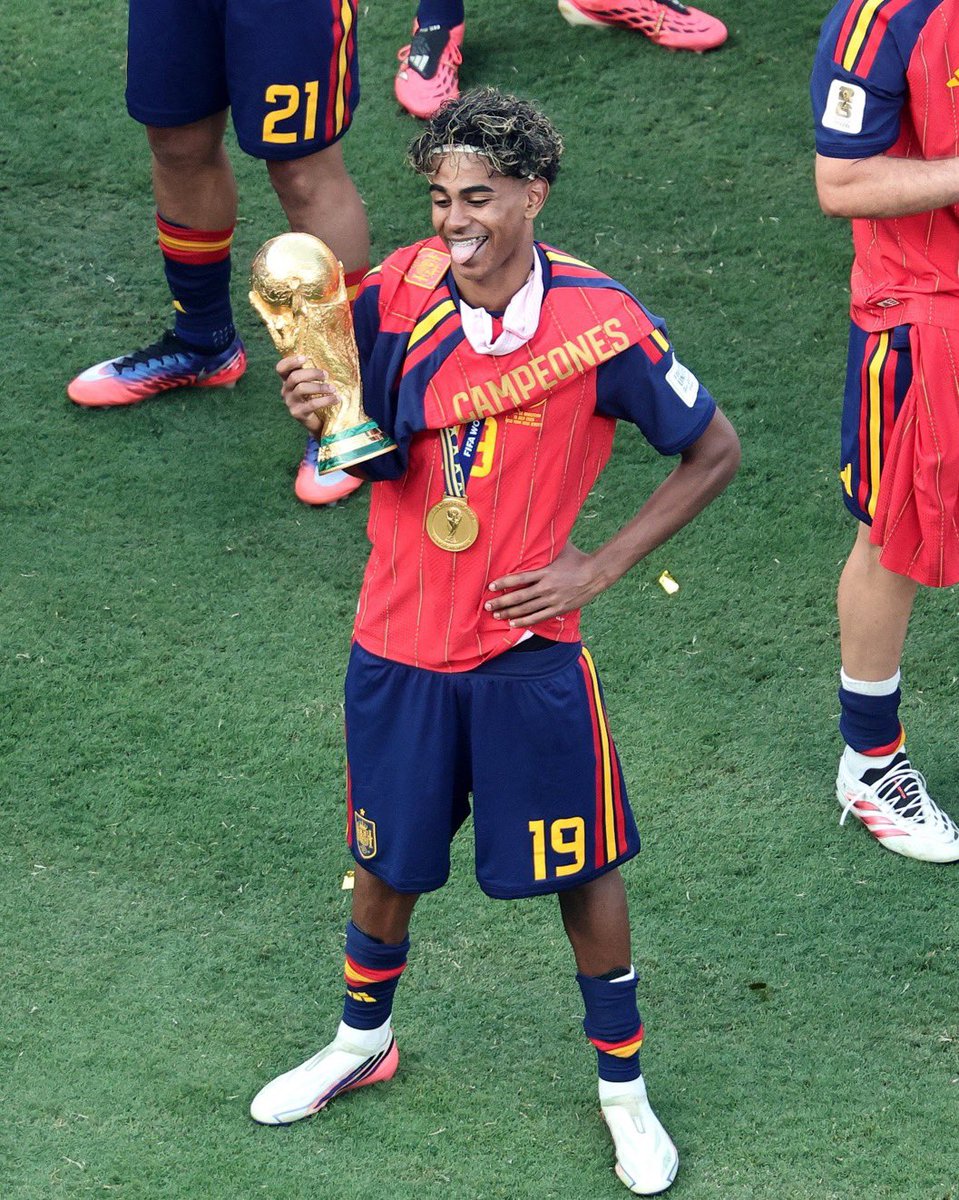 Hansitoh14's tweet photo. Y Que Fue 
My baby Goat ❤️💙 https://t.co/CBmcVF80lV