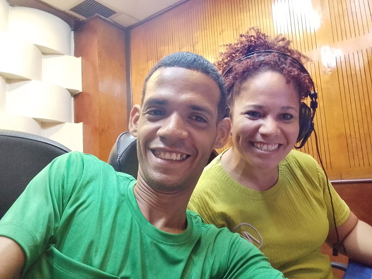 ONUREHABANA's tweet photo. En Radio Ciudad Habana de hoy, conversamos sobre un tema crucial para el futuro de nuestra ciudad y el país: la seguridad energética.

🎙️ Para analizar este asunto, nos acompaño el Ing. Josmel Ruiz Ponce de León de la ONURE La Habana https://t.co/oWKkEucnNz