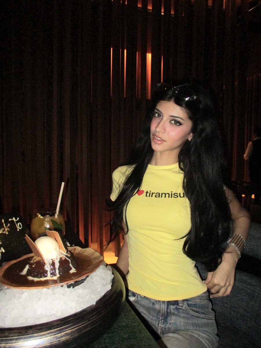 mes0luvu's tweet photo. كل شوي اكتشف لون جديد يطلع حلو علي https://t.co/pJw9ymPS8f