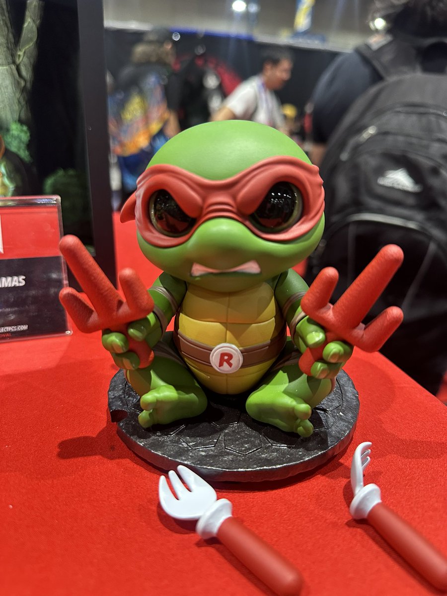 TheQueenG22's tweet photo. @CollectPCS New TMNT line is freaking adorable! 🥰🤩 https://t.co/asC9zr50Bo
