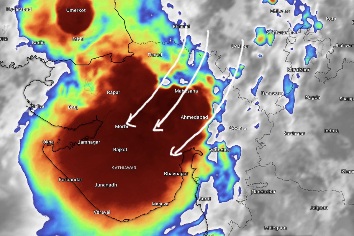 navdeepdahiya55's tweet photo. Extremely dangerous set up of vortex over #Gujarat which is now almost stagnant. Pounding rains will flood Saurashtra overnight.
After a bit slowdown to drizzles right now, Rains are expected to pick up significantly after 2am & towards early morning hours in #Ahmedabad. This kind of weather feature pours down heavy without any pause, next 24 hours remain extremely critical for Gujarat & Saurashtra. 
Be prepared for the worst, If you live in low lying areas move to top floors of homes / buildings as a safety measure. 
Praying for everyone's safety.
#AhmedabadRains #GujaratRains #GujaratFloods