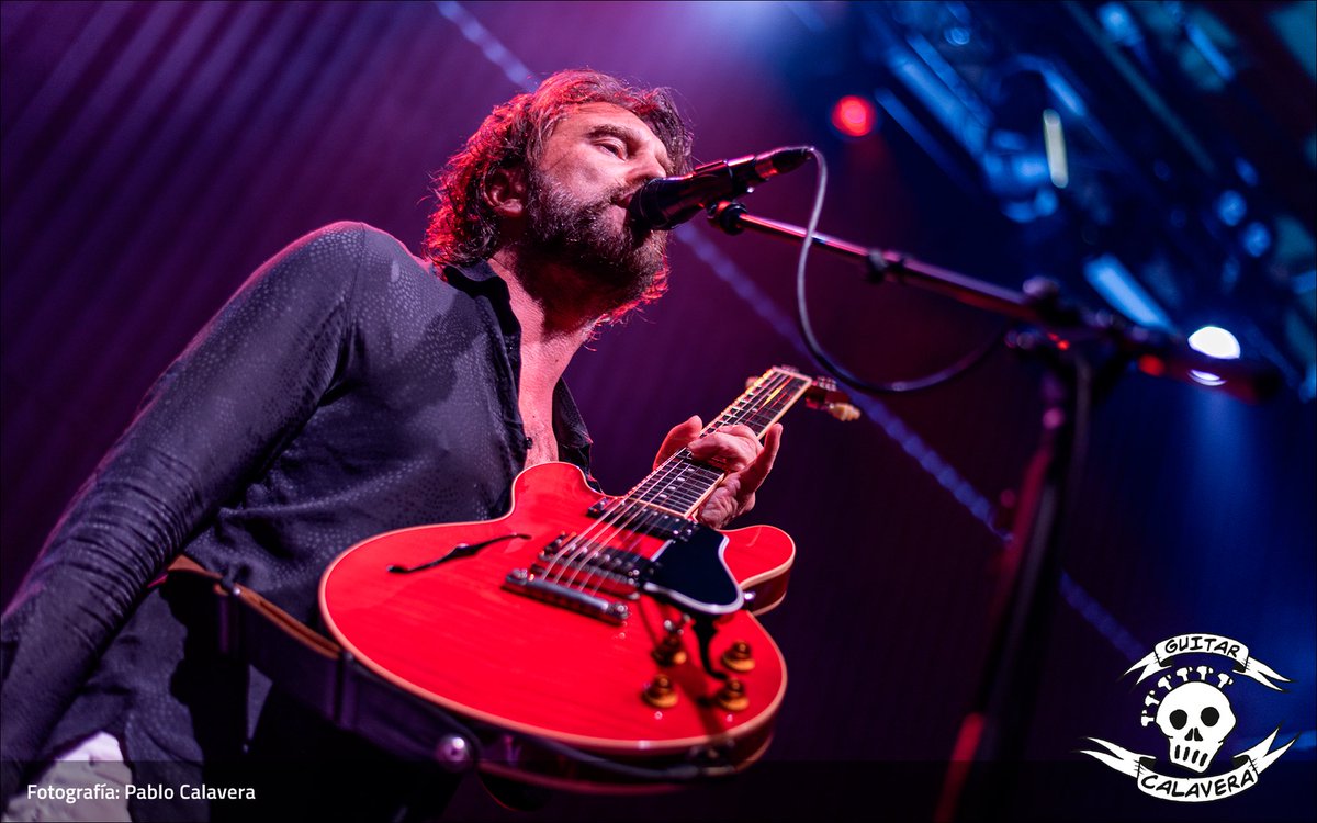 Guitarcalavera's tweet photo. @jettheband llevó a la @SalaCapitol su rock and roll directo, eléctrico y sin adornos.

#UnderfestXacobeo @SweetNocturnaES https://t.co/Ik0r7Qo9j8
