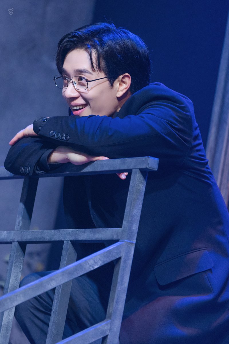 랏 tweet media