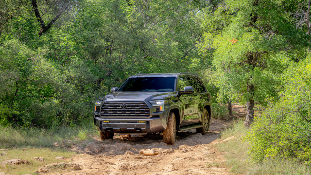 Recruiter_Luis's tweet photo. #Toyota Updates 2027 Sequoia with Elevated Style, Advanced Technology and Newly Available Trailhunter Package #ToyotaEmployee https://t.co/9lCDfdSXuJ https://t.co/LfrIX1ix5Q
