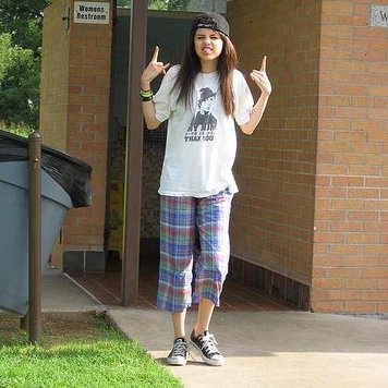 raresblvd's tweet photo. the coolest teen ever https://t.co/qOPR6N67Ov