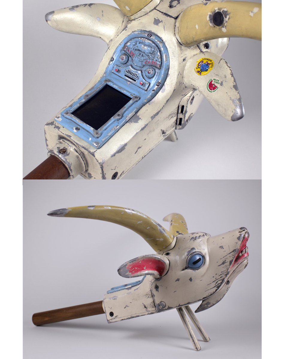 PeaPuck's tweet photo. Taxi Cabra, broomstick controller 🐐🧹 https://t.co/Pem9tPLCo9
