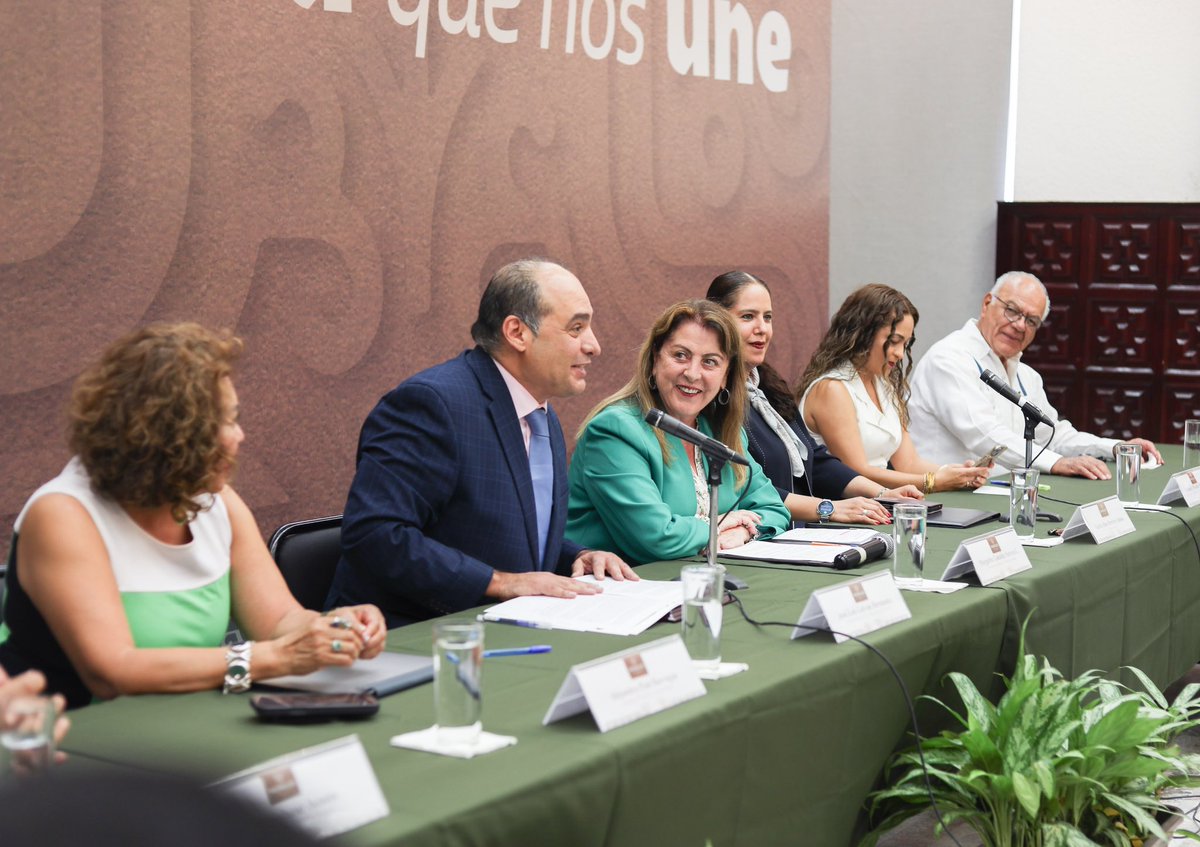 margarita_gs's tweet photo. Creemos que el talento de las y los morelenses merece más oportunidades para crecer.

Con la instalación del Comité de Gestión por Competencias de CONOCER fortalecemos la vinculación entre los sectores educativo, productivo, social y gubernamental para impulsar el desarrollo. https://t.co/2HKnuVpKI4