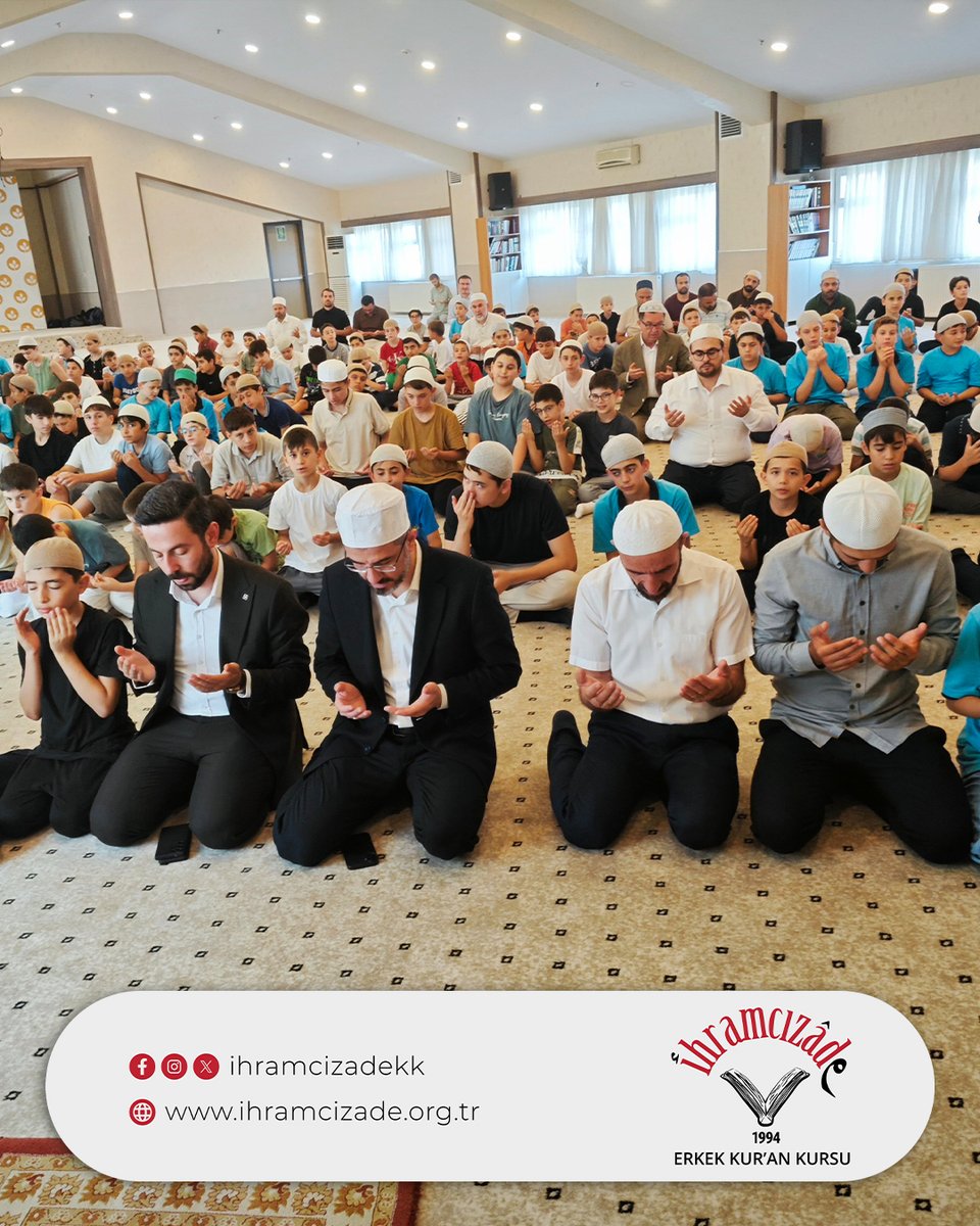 erisokullari's tweet photo. İstanbul İl Müftümüz Sayın Doç. Dr. Emrullah Tuncel ile Büyükçekmece İlçe Müftümüz Sayın Hayreddin Kılıçbay, Kur'an Kursumuzu ziyaret ederek talebelerimizle bir araya geldiler. Bu nazik ve anlamlı ziyaretleri için kendilerine teşekkür ederiz. https://t.co/eBPc9GUW2E