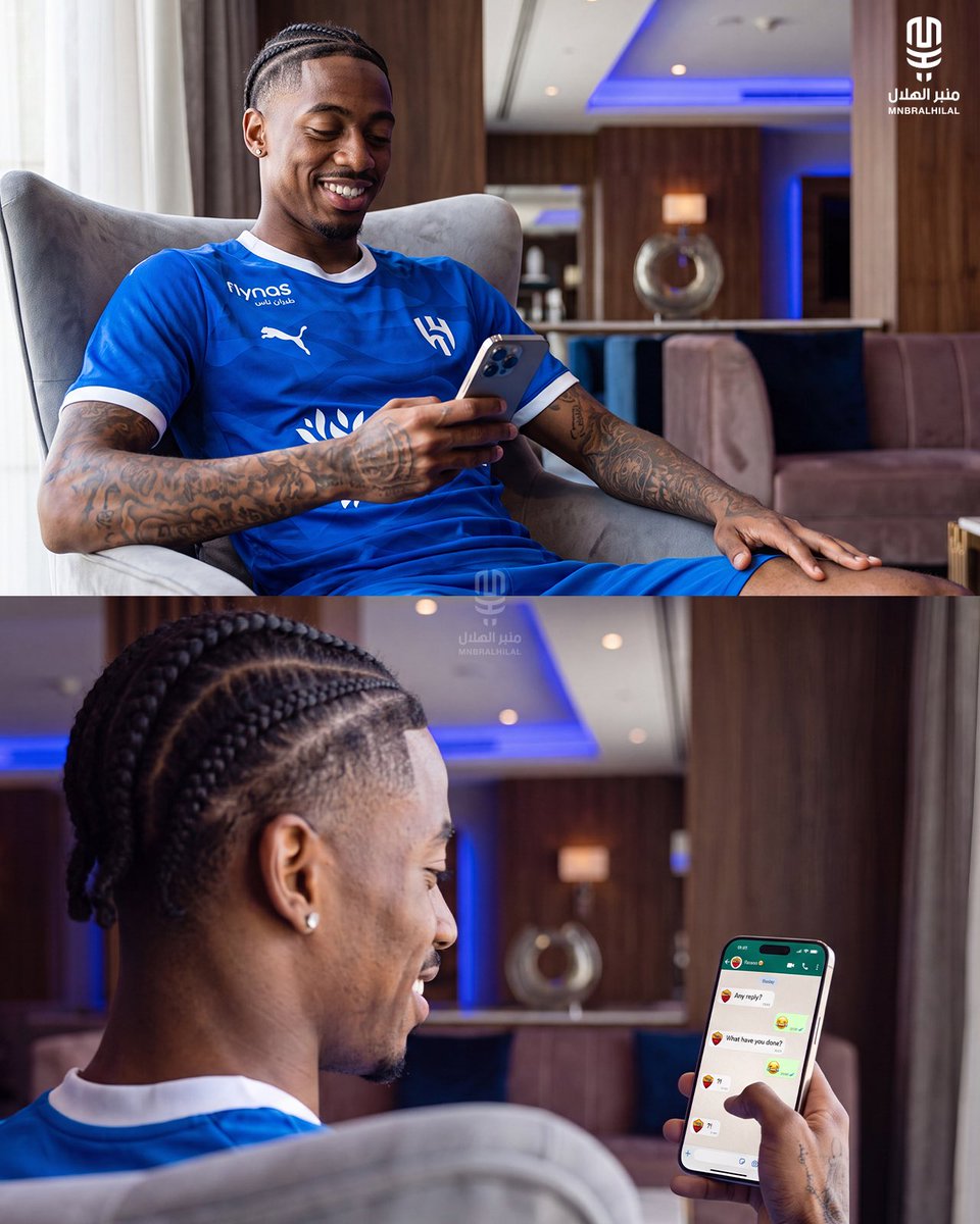 MnbrAlhilal's tweet photo. The talks seem positive 😂

@OfficialASRoma https://t.co/PYuuE0AIqU