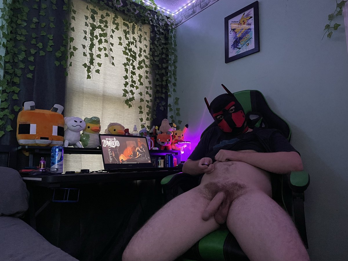 PibbziAD's tweet photo. Gaming chair turned into a breeding perch 🐾 💦 
Masked and ready… who’s claiming this needy pup tonight? 😼 

#NSFW #MaskedPup #PupPlay #GoodBoy #Exhibitionist #Bisexual #OpenRelationship #HornyPup #PupAndHandler #Woof https://t.co/UAyPWt7zzx