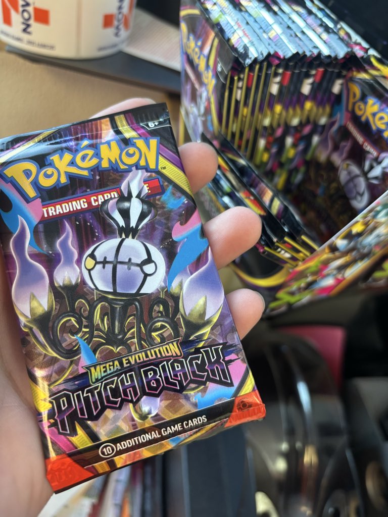 kelp_trouble's tweet photo. @pokepeachxo Are these good cards to start collecting ? https://t.co/nCOtMsksh3