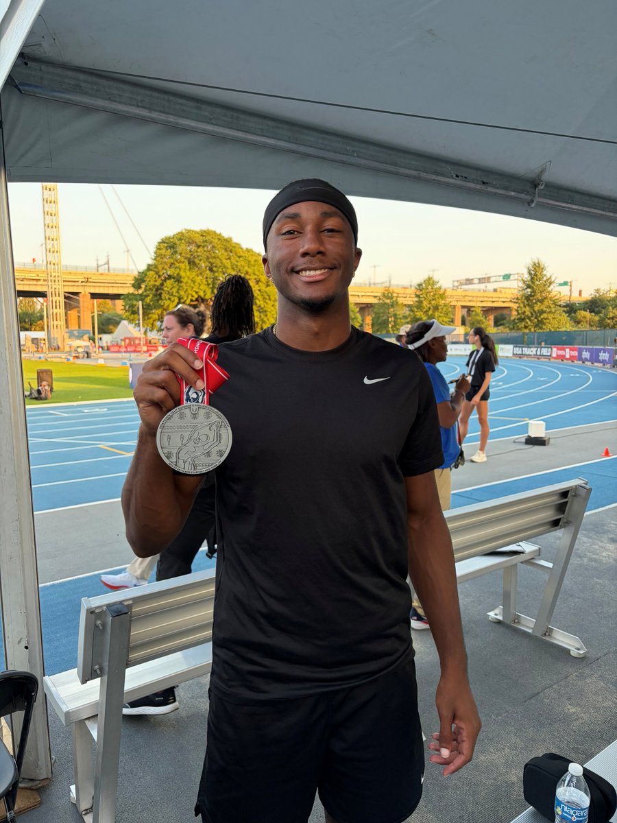 GatorsTF's tweet photo. That's a 🥈 for Malcolm Clemons in the long jump! 🐊 

He finishes with a season-best jump of 8.07m to take second at the USATF Outdoor Championships! https://t.co/H4RmdHCYCN