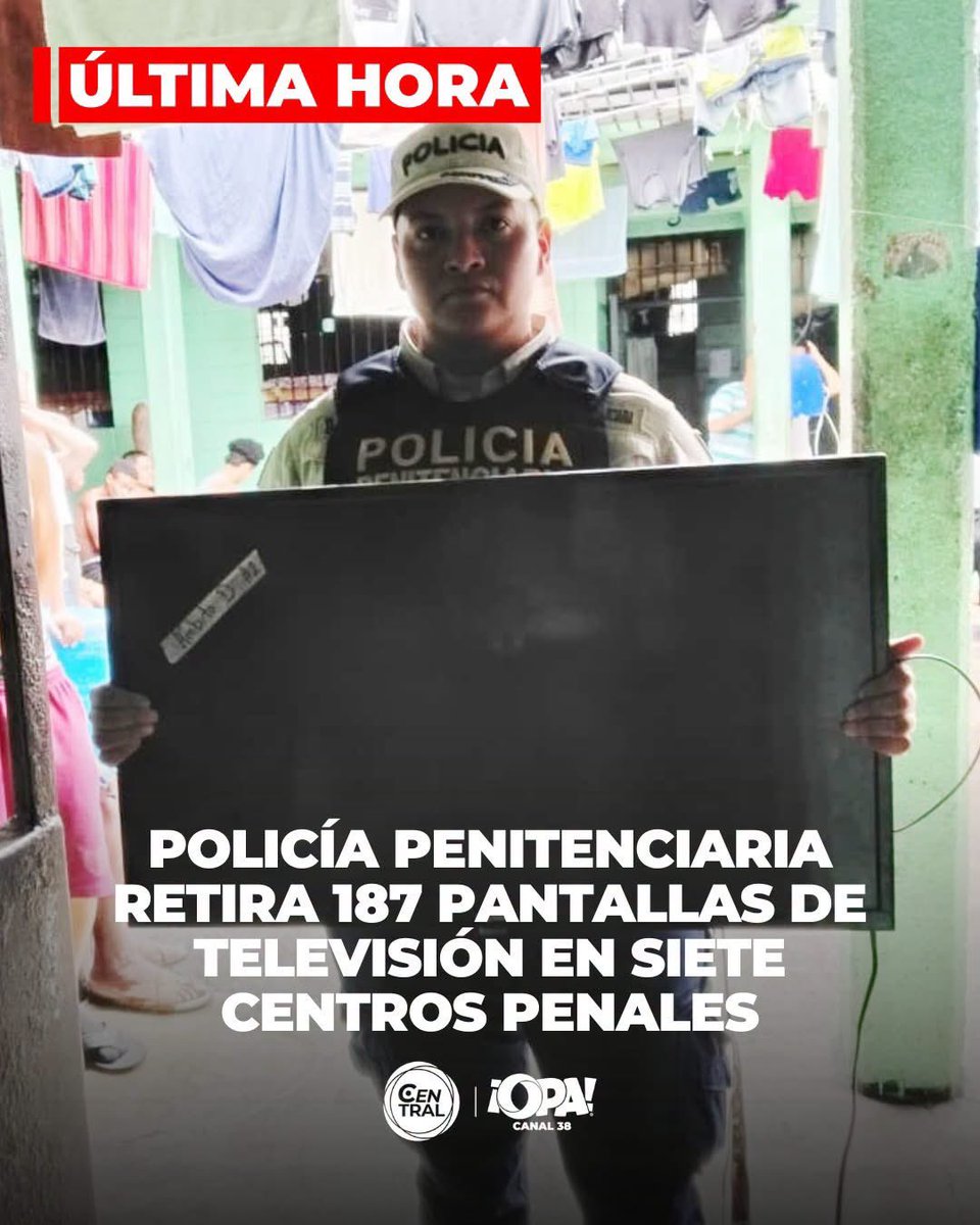 unpoliciadecr's tweet photo. Por fin. Se acaban los chineos que puso el PAC en las cárceles.
Porque si un niño pobre no puede tener TV en su escuela, si podiam tener estos vagabundos? 
Cero tolerancia! 
Vamos bien 🇨🇷💪🏽 
Se eliminaron también play station. Increíble el daño del PAC a este país. https://t.co/il1HTJxzht