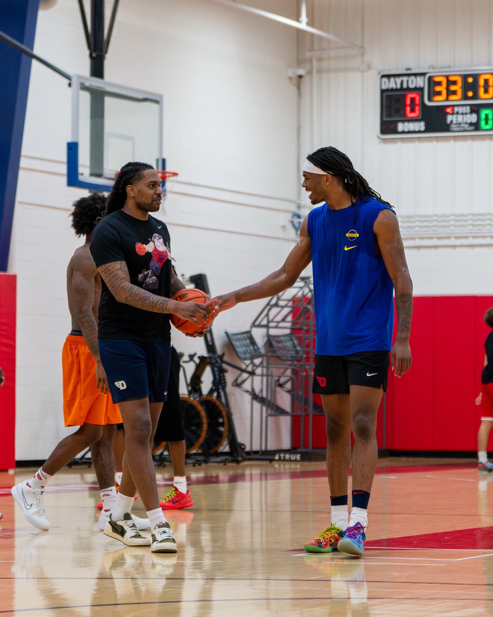 DaytonMBB's tweet photo. Video coming soon 👀 https://t.co/3rT9irHsY1