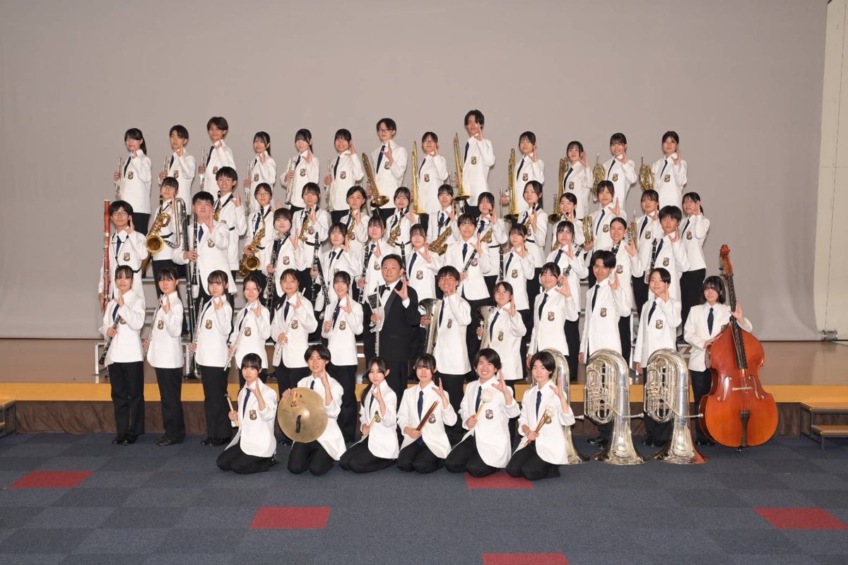 JoshoWindOrches's tweet photo. 7/23(木)に開催された「第65回大阪府吹奏楽コンクール 北地区大会」において、金賞を受賞し、北地区代表として大阪府大会に出場することとなりました✨

大阪府大会に向けて、最響の常翔サウンドをお届けできるよう、部員一同さらに努力してまいります❤️‍🔥

応援してくださった皆さま、本当にありがとうございました。

今後とも応援よろしくお願いいたします🙇🏻‍♀️