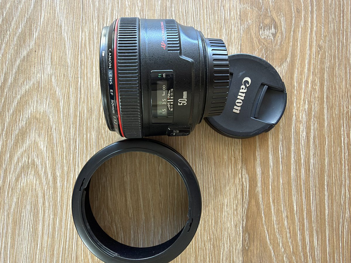 clintyyy's tweet photo. Ef 50mm f1.2 used $849 obo La https://t.co/XZeVMrBHLs