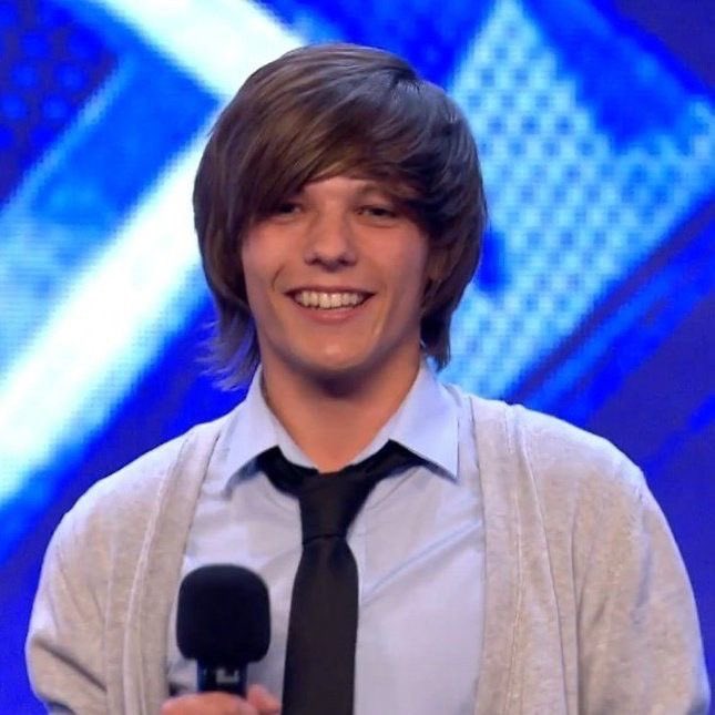 babypinkrryy's tweet photo. the louis we                            the louis that
thought was                           was actually 
posting today                        posting https://t.co/hUjZDJD34x