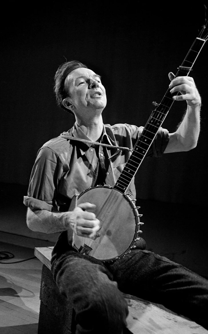 philosophygeek's tweet photo. @Noahpinion Pete Seeger https://t.co/pY8ZtR3hG3