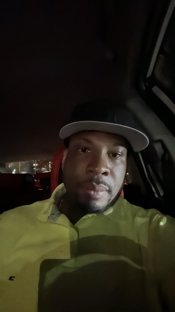 BigO246's tweet photo. Barbados we outside 🇧🇧#vaca #islandboi https://t.co/kKLbKSAbyv