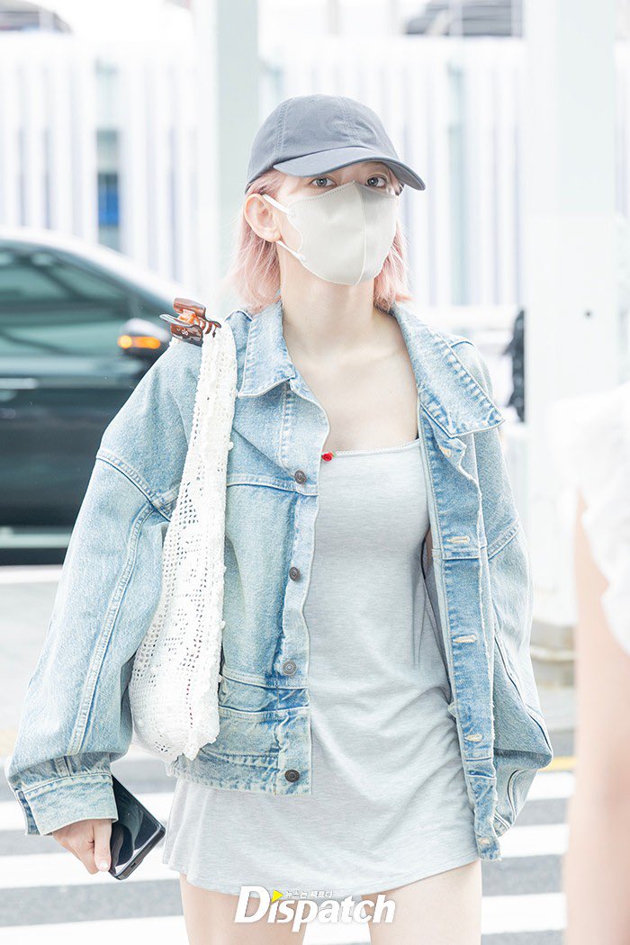 sakuchan_0812's tweet photo. 260724 ICN
news pic

#사쿠라
#宮脇咲良  #SAKURA
#르세라핌  #LE_SSERAFIM https://t.co/5tINtpv7yT