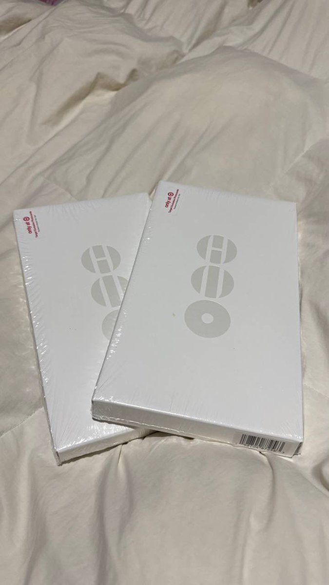duckcomms's tweet photo. wts lfb bts arirang ph

sealed arirang rooted in music target exclusive albums 

— 2 sealed albums available 
— ₱2,000 each + lsf
— on hand
— payo
— shipping after weekend 

🏷️ bts official us usa rim rm jin suga jhope jimin taehyung jungkook boba ojo jk pc photocard https://t.co/5ITtuKwhNP