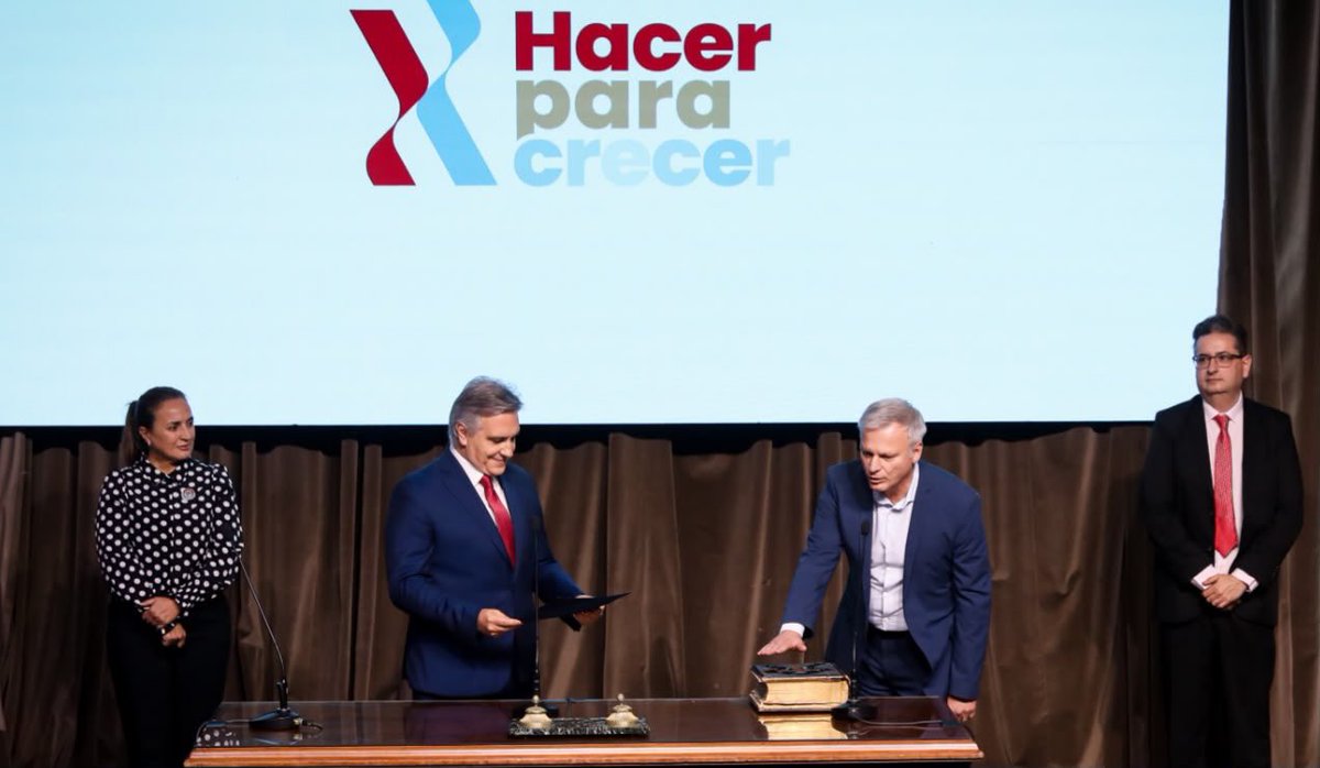 myriprunotto's tweet photo. Felicitaciones a @gabrielfrizza por asumir como ministro de Cooperativas y Mutuales de la Provincia de Córdoba.

Acompañamos este importante momento institucional con el deseo de una gestión comprometida con el fortalecimiento del cooperativismo y el mutualismo, pilares fundamentales para el desarrollo, la producción y el crecimiento de nuestras comunidades.

¡Muchos éxitos en esta nueva responsabilidad!