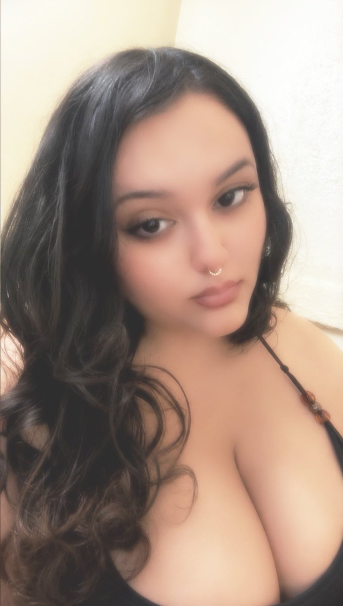 ~Honey~ 🍯 tweet media