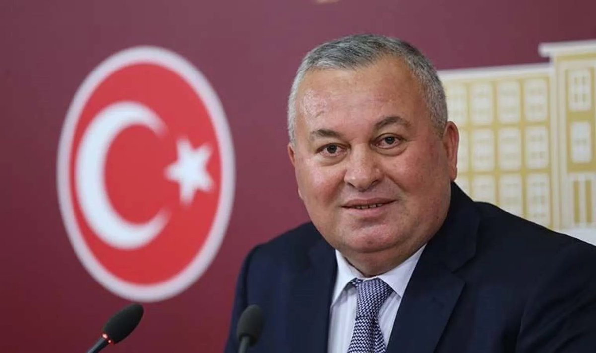 Selâmi Haktan tweet media