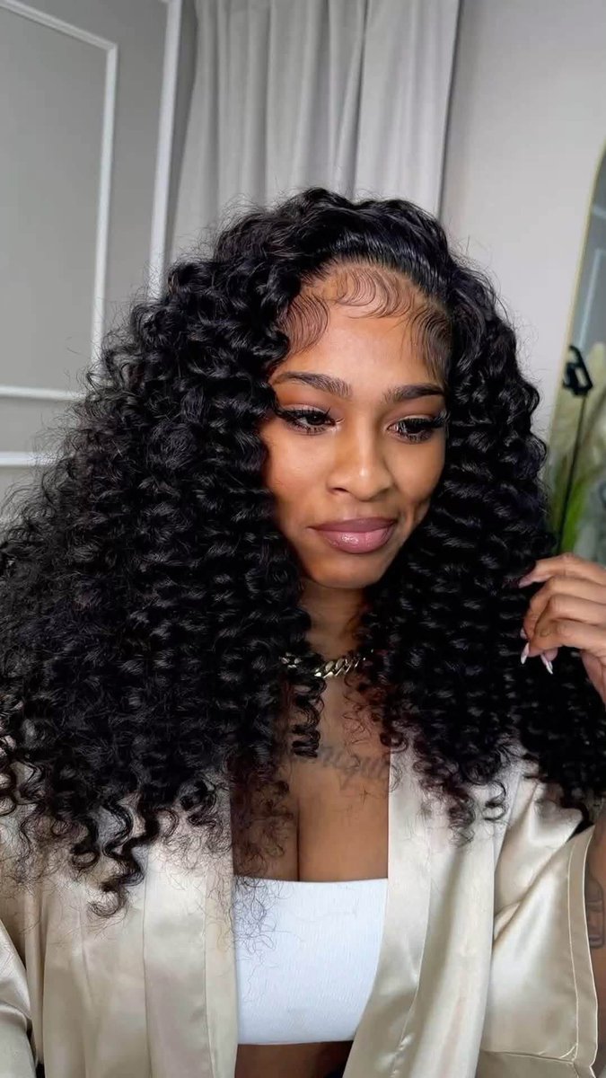 layxsnv's tweet photo. a curly flip over is calling my name🥹😍😍 https://t.co/hCAz6aSaT0