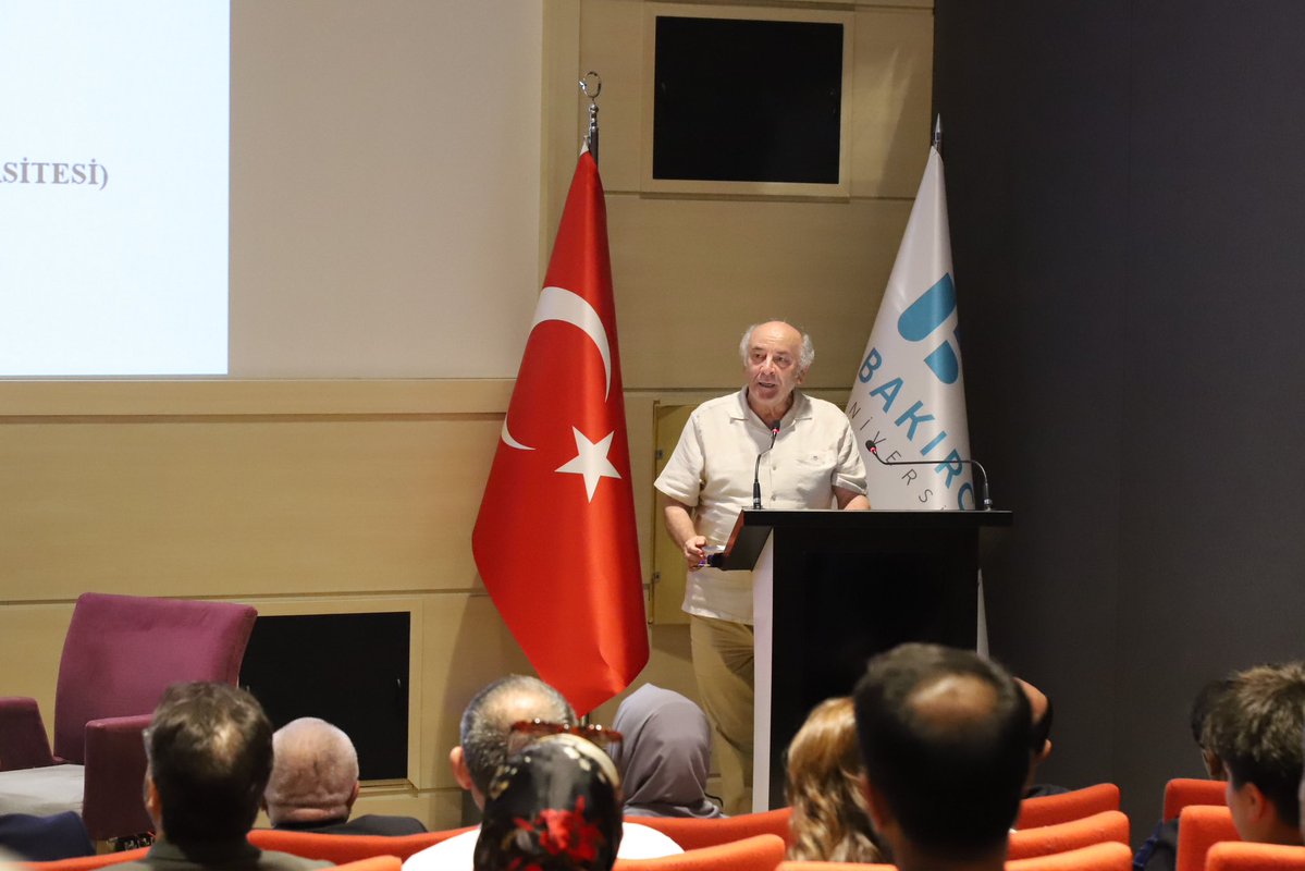 gencmemursen35's tweet photo. Genç Memur-Sen İzmir olarak; İzmir Bakırçay Üniversitesi ve Türkiye Dil ve Edebiyat Derneği  iş birliğiyle düzenlenen “Rasim Özdenören’i Anlamak: Edebiyat, Düşünce ve Medeniyet” programında, usta yazar Rasim Özdenören’i vefatının yıl dönümünde rahmet ve saygıyla yâd ettik. https://t.co/58ATbiWT2C