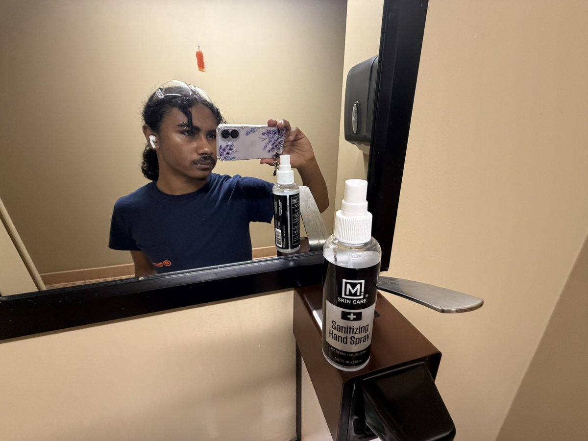 exsitrace's tweet photo. EMPLOYMENT IS A CURSE💔 https://t.co/xL6dPEN8ZV