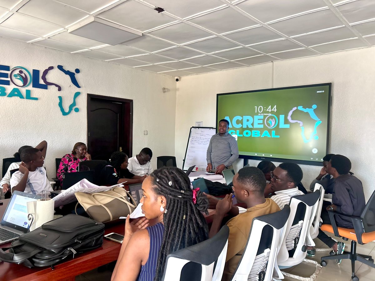 Moor_imm's tweet photo. 📌 Day 2 Palliative Care Training 
Not every pain to be Endured ! 
And Every kind of pain can not be treated by dosage of  analgesic!
 We came to understand that clearly understanding and assessment of pain is the Right channels that bring about proper  management. 
#ACREOLGrobal https://t.co/Dg3OJ0RxWG