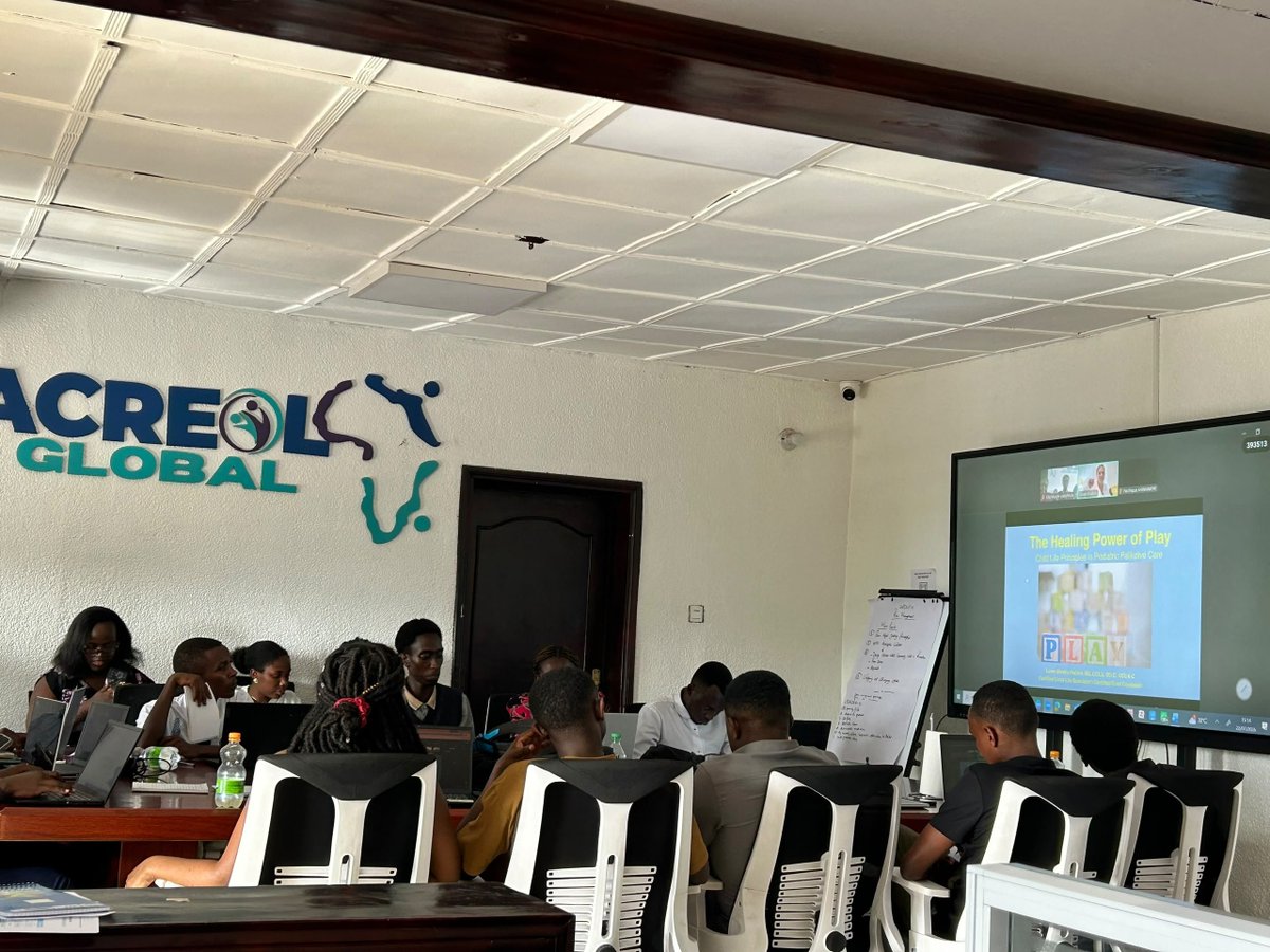 Moor_imm's tweet photo. 📌 Day 2 Palliative Care Training 
Not every pain to be Endured ! 
And Every kind of pain can not be treated by dosage of  analgesic!
 We came to understand that clearly understanding and assessment of pain is the Right channels that bring about proper  management. 
#ACREOLGrobal https://t.co/Dg3OJ0RxWG