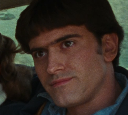 LiterallyTeto's tweet photo. @dinogummysaur it's not just me right Bruce Campbell looks so much like Jim Carrey in evil dead one https://t.co/jsnZE9Nrph