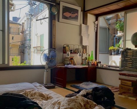luokuang123's tweet photo. nothing beats lo-fi while doing dishes 🍵 https://t.co/v6LxLbVXjS