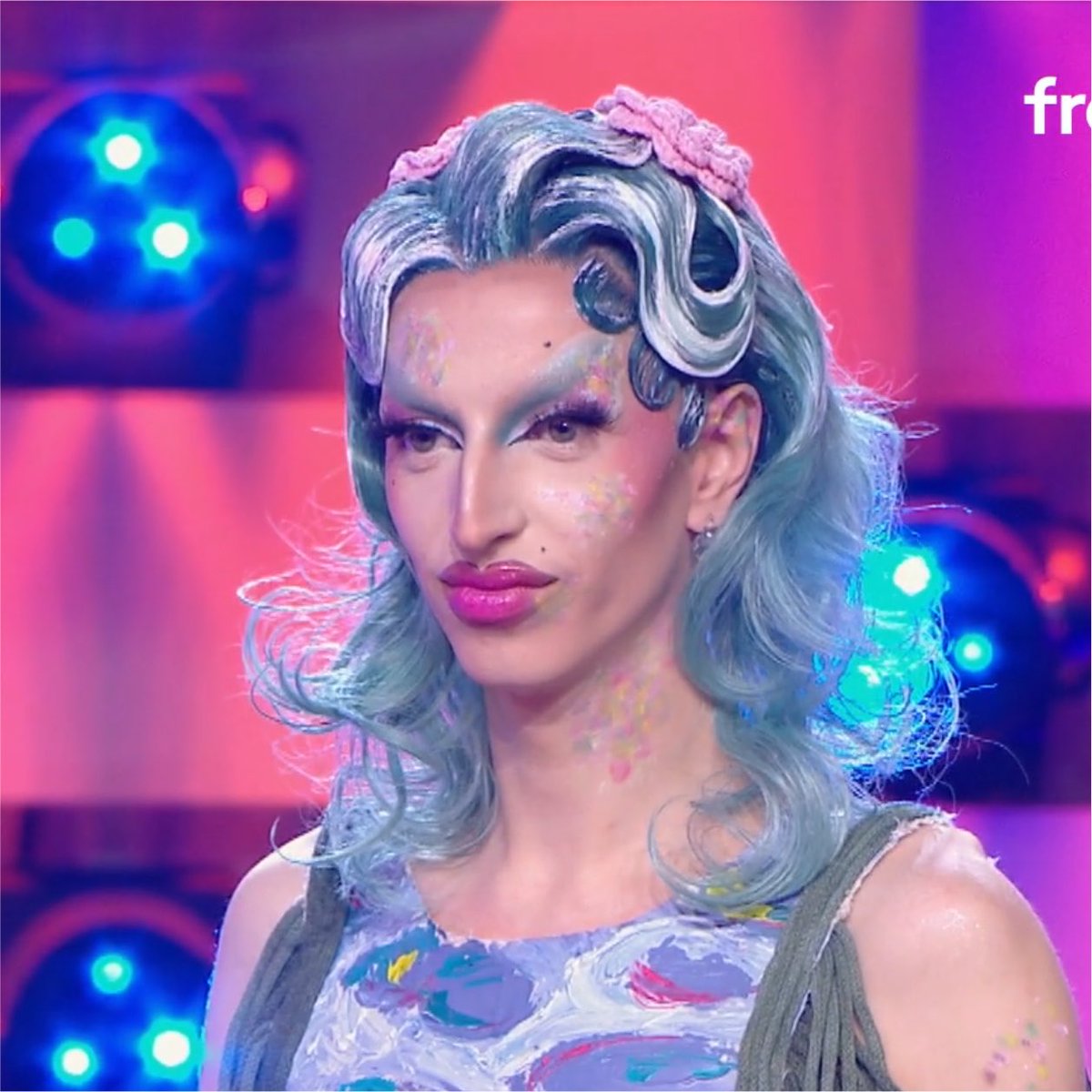 KINA2_2's tweet photo. Margarette going home just for her runway is so stupid, she only got great critiques for her challenge performance and shes one of the stars of this cast overall
#DragRaceFrance https://t.co/7n5fZCll8l