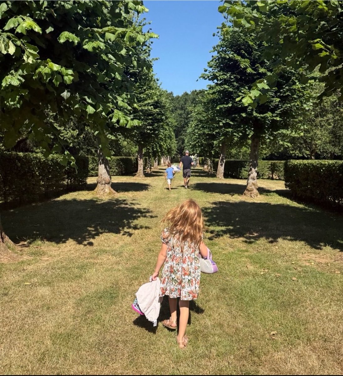 OliviaLoveCena's tweet photo. Prince Archie and Princess Lilibet are soaking up the joy of summer, surrounded by beauty, love and fun ! 
So many incredible core memories for them to treasure 🥰 https://t.co/G5Wr5kqRQd