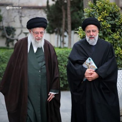 JR4_JYA's tweet photo. @qusay91775888 @SaudiNews50 راح أخليك تتمنى انك تكون كلب ولو ان يصعب علي الكلب كونه شريف ووفيّ وانت لقيط ماتدري منو فيهم ابوك https://t.co/VjKeHtosn0