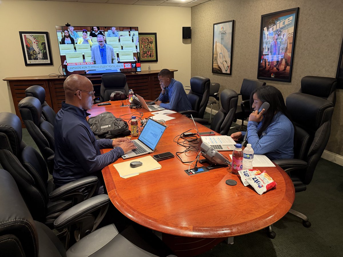 craigdomenergy's tweet photo. As summer temps rise, so does your electric bill. That’s because your AC is working harder. @DominionEnergy reps are in the Call 12 Center now until 6:30pm. They’re answering your billing questions and sharing tips and programs to help you save. Call 804-995-1212. @12OnYourSide https://t.co/26xobpqcwI