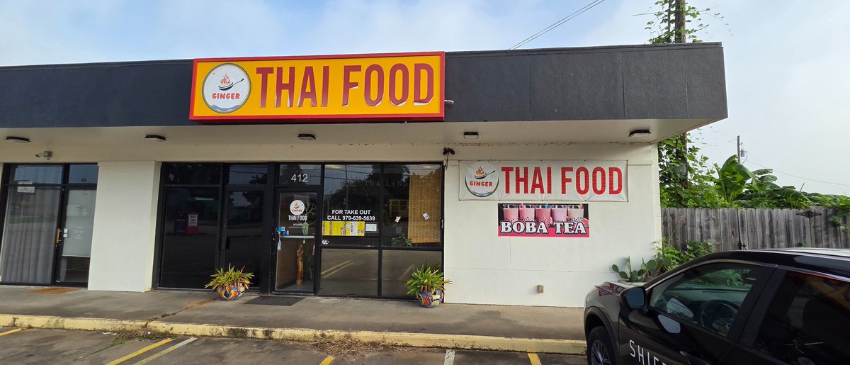 RJ_Shift4's tweet photo. GINGER THAI FOOD ins West Colombia TX went live this week, moving from a legacy system, now in with @Shift4 Shift4 Dine. The Merchant is excited to leverage the new powerful system and enhance the ordering experience with OLO. https://t.co/2lrQ5u9glR