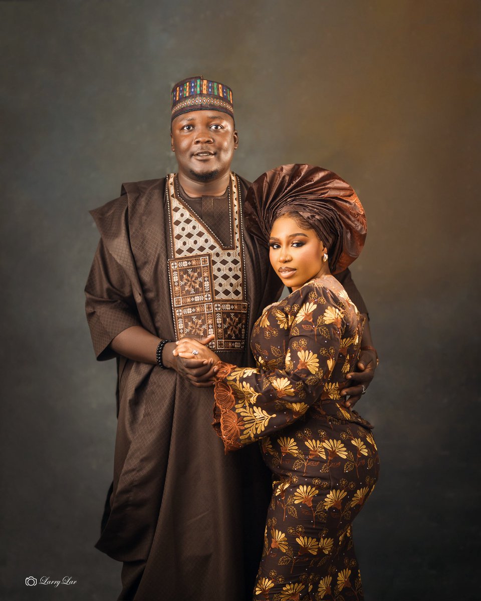 NantimLar's tweet photo. LOVE LOOKS EVEN MORE BEAUTIFUL TWO YEARS LATER. 🤍

HAPPY 2ND WEDDING ANNIVERSARY TO PATIENCE &amp; AYUBA. MAY YOUR HEARTS CON.

CAPTURED WITH LOVE BY LARRY LAR STUDIOS. ✨ ❤️

#explore #photo #family #love #anniversary https://t.co/PWqtJOsnLB